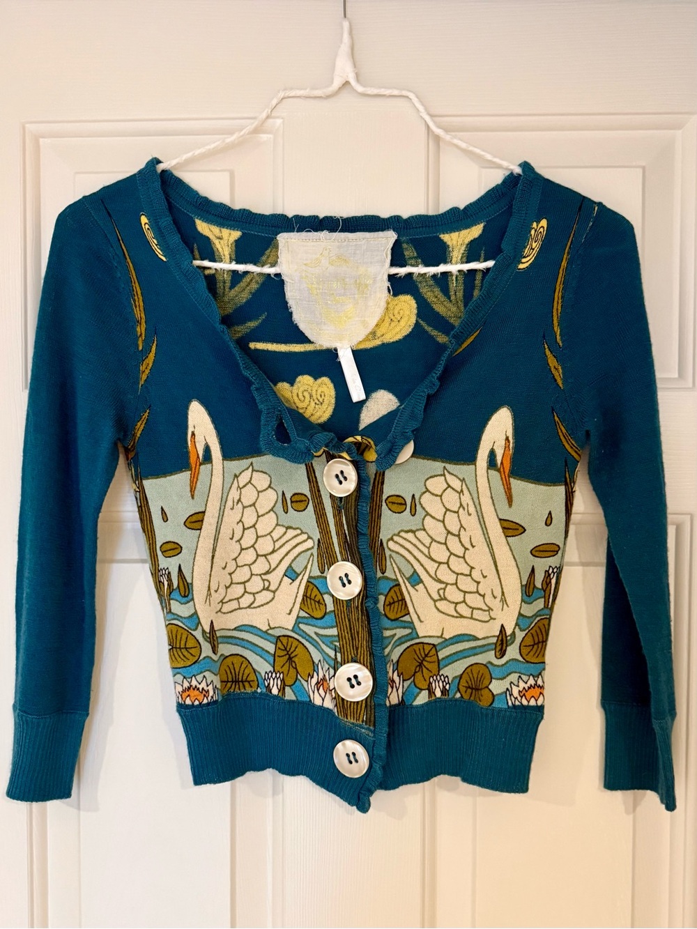 Swan Print Button-Front Women's Cardigan Sweater